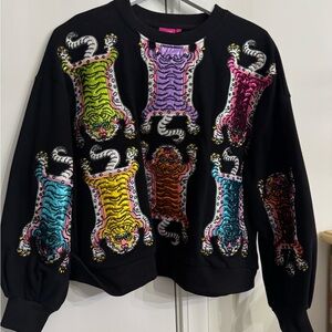 QUEEN OF SPARKLES Black Sweater with Vibrant Tiger Designs